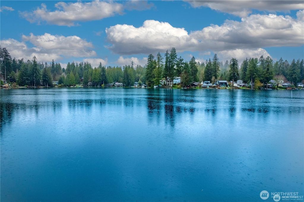 Photo of 23012 SE Lake Wilderness Drive S, Maple Valley, WA 98038 (MLS # 2466631)