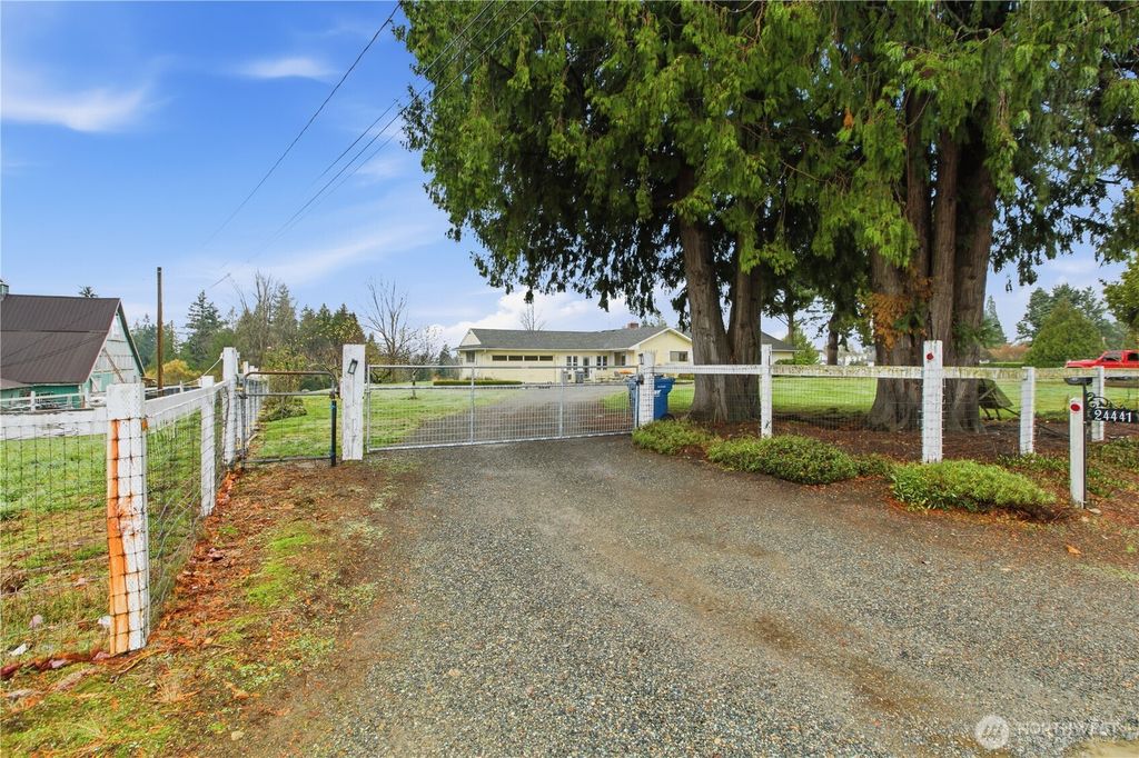 Photo of 24441 156th Avenue SE, Kent, WA 98042 (MLS # 2457957)