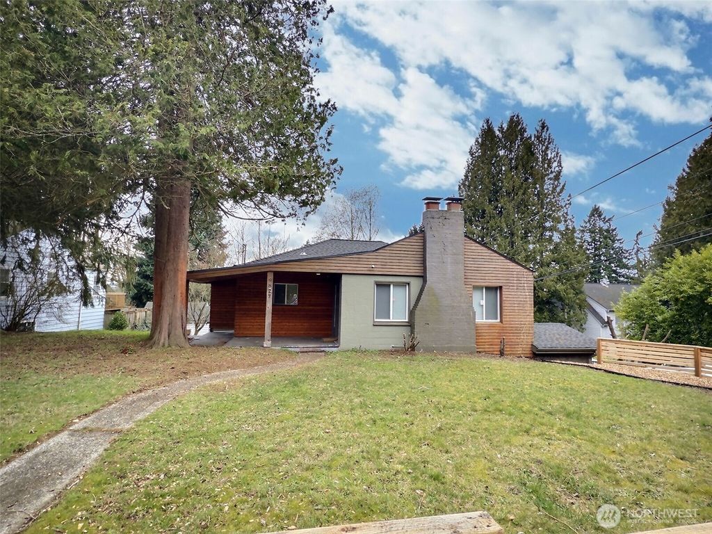 Photo of 9827 8th Avenue NE, Seattle, WA 98115 (MLS # 2489170)