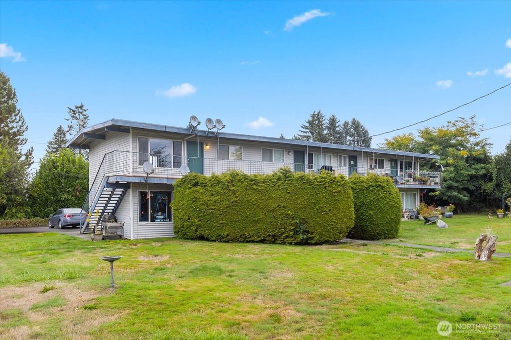 Photo of 31624 W Rutherford Street, Carnation, WA 98014 (MLS # 2446770)