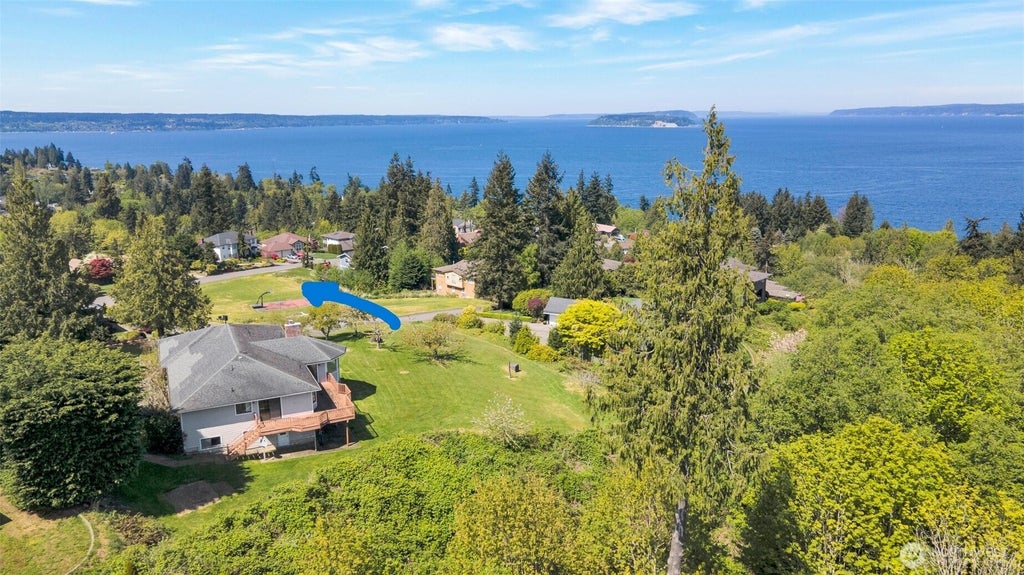 Photo of 192 X 49th Place SW, Everett, WA 98203 (MLS # 2564944)