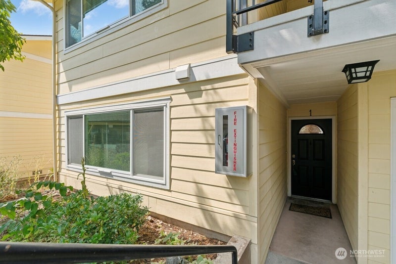 14602 NE 51st Street D1