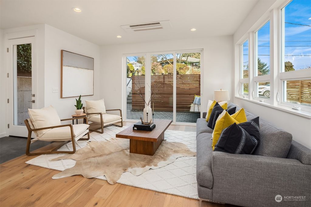 Photo of 5541 S Morgan Street, Seattle, WA 98118 (MLS # 2046359)