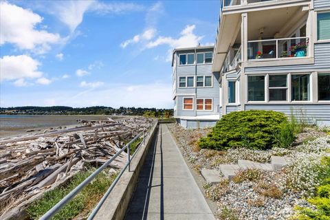 Photo of 651 SE Bayshore Drive #E101, Oak Harbor, WA 98277 (MLS # 2422664)