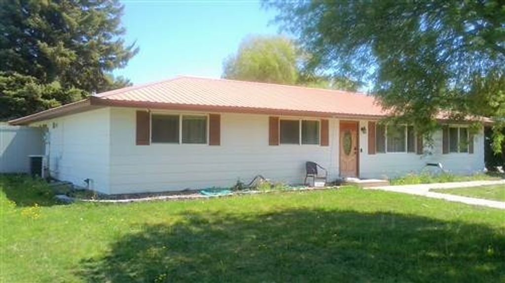 Photo of 2200 Wilson Creek Road, Ellensburg, WA 98926 (MLS # 2528611)