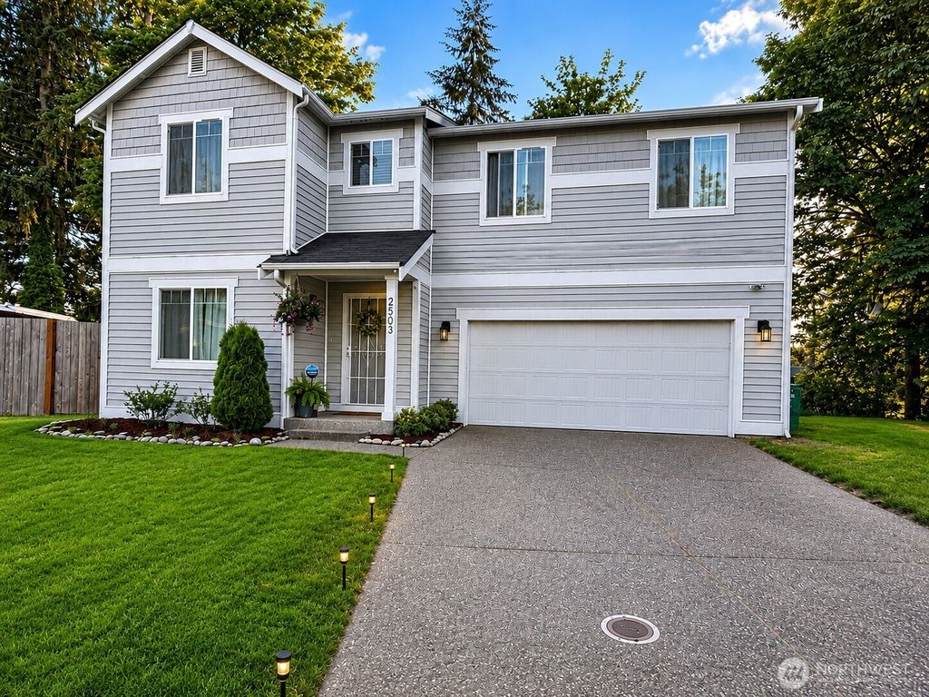 Photo of 2503 Redwood Court SE, Auburn, WA 98092 (MLS # 2531552)