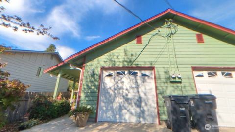 Photo of 1724 10th Avenue SE, Olympia, WA 98501 (MLS # 2451133) Photo of 1724 10th Avenue SE, Olympia, WA 98501 (MLS # 2451133)