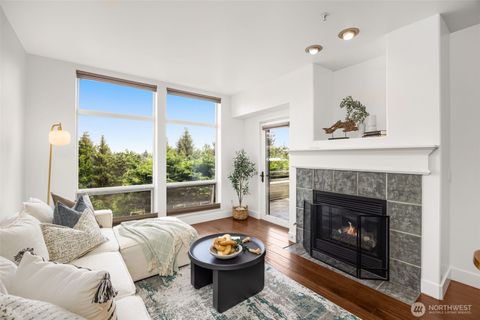 Photo of 3221 SW Avalon Way #105, Seattle, WA 98126 (MLS # 2527738)