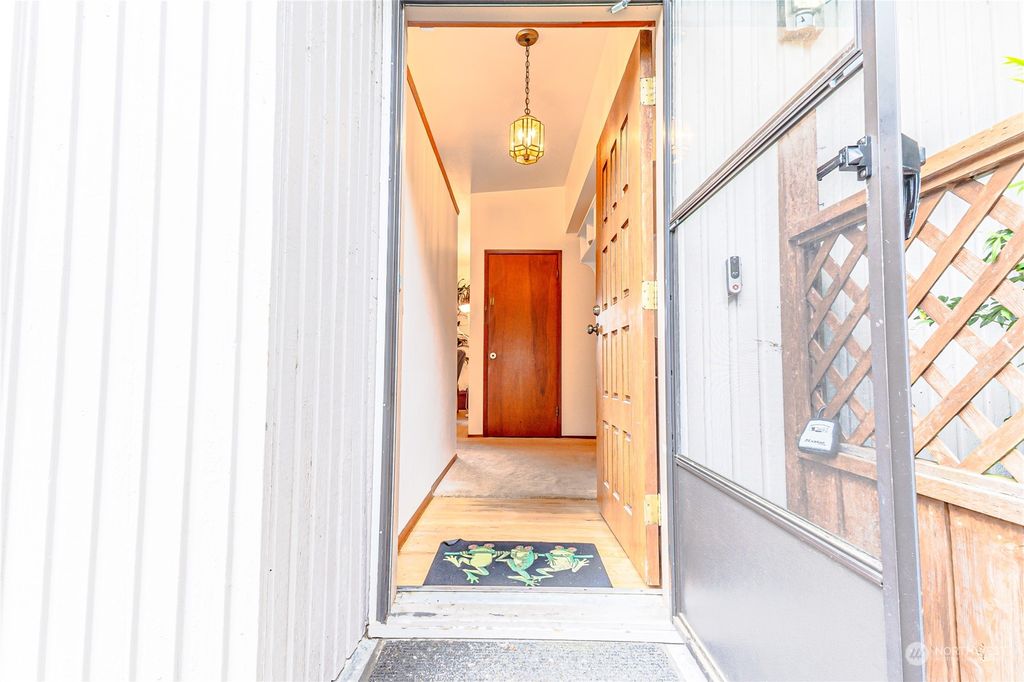 Photo of 1213 158th Avenue SE, Bellevue, WA 98008 (MLS # 2243582)