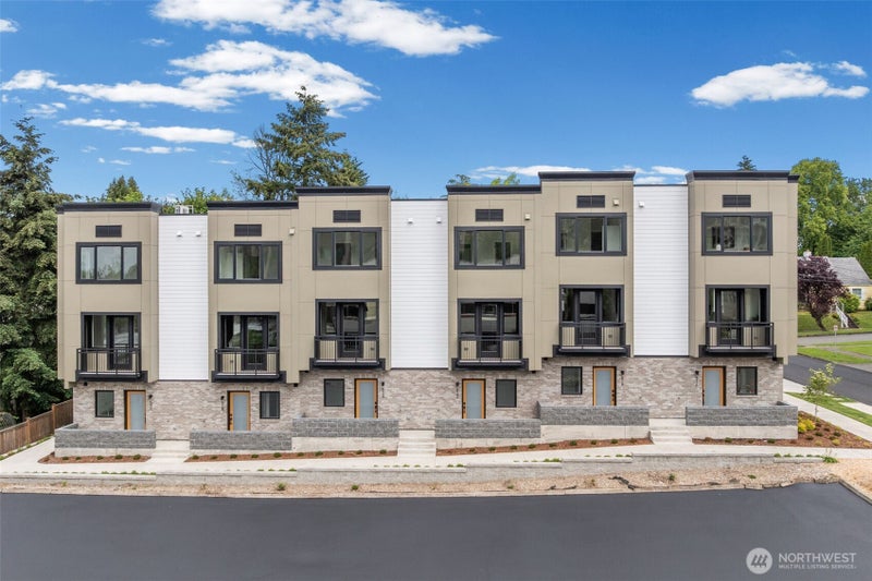 1227 Cherry Avenue 107