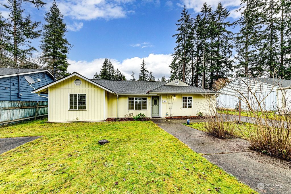 Photo of 23009 59th Avenue W, Mountlake Terrace, WA 98043 (MLS # 2320560)