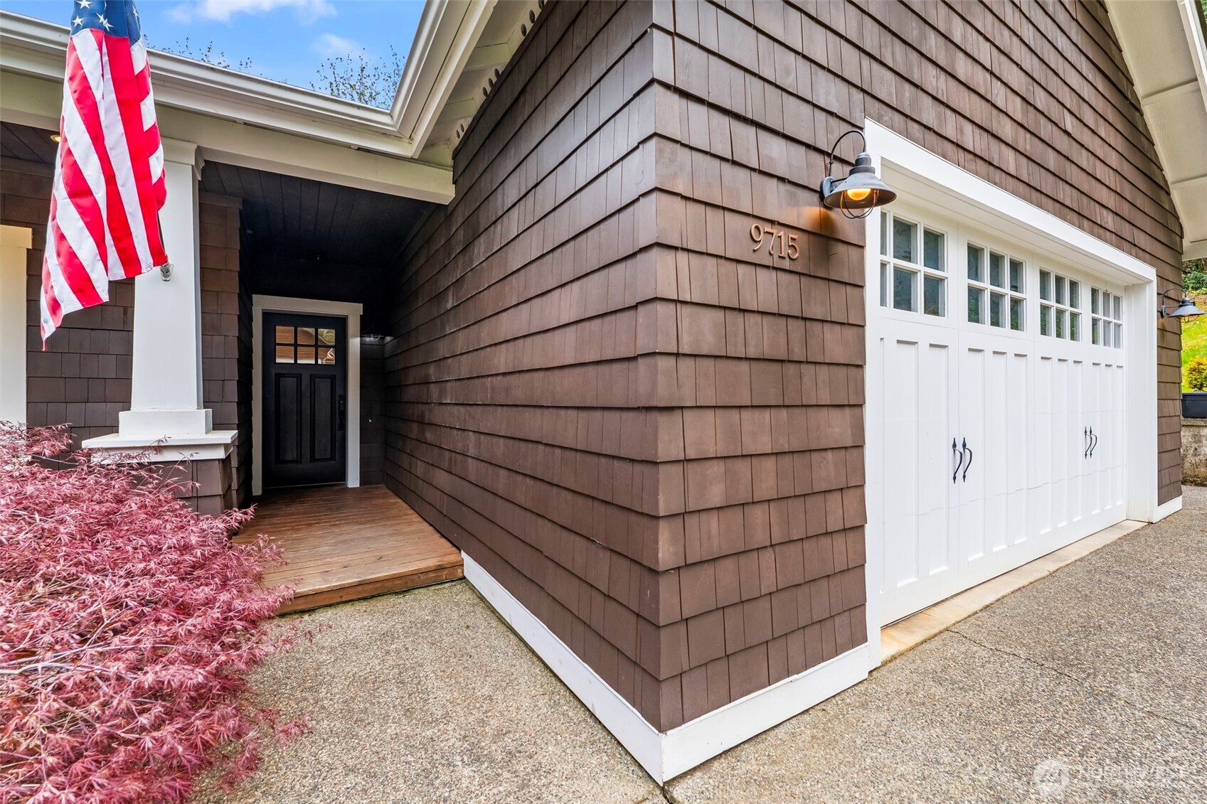 9715 Crescent Valley Drive NW