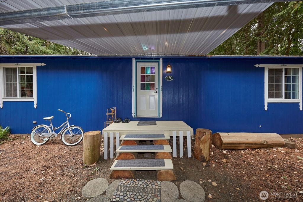 Photo of 171 N Sylvester Lane, Lilliwaup, WA 98555 (MLS # 2500460)