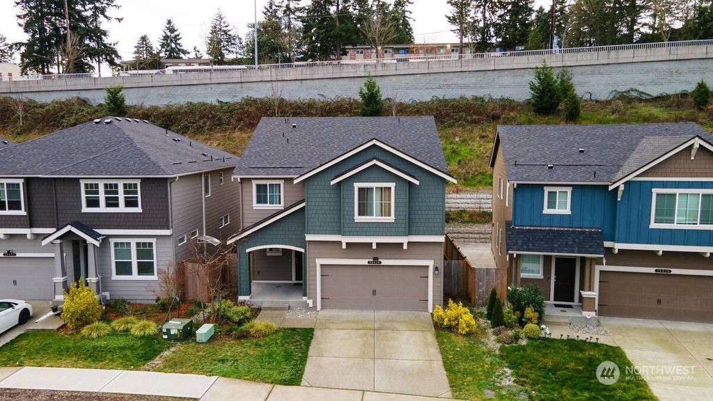 Photo of 28026 15th Avenue S, Federal Way, WA 98003 (MLS # 2315914)