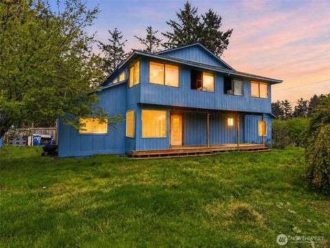 Photo of 22909 Pacific Way Way, Ocean Park, WA 98640 (MLS # 2496848)