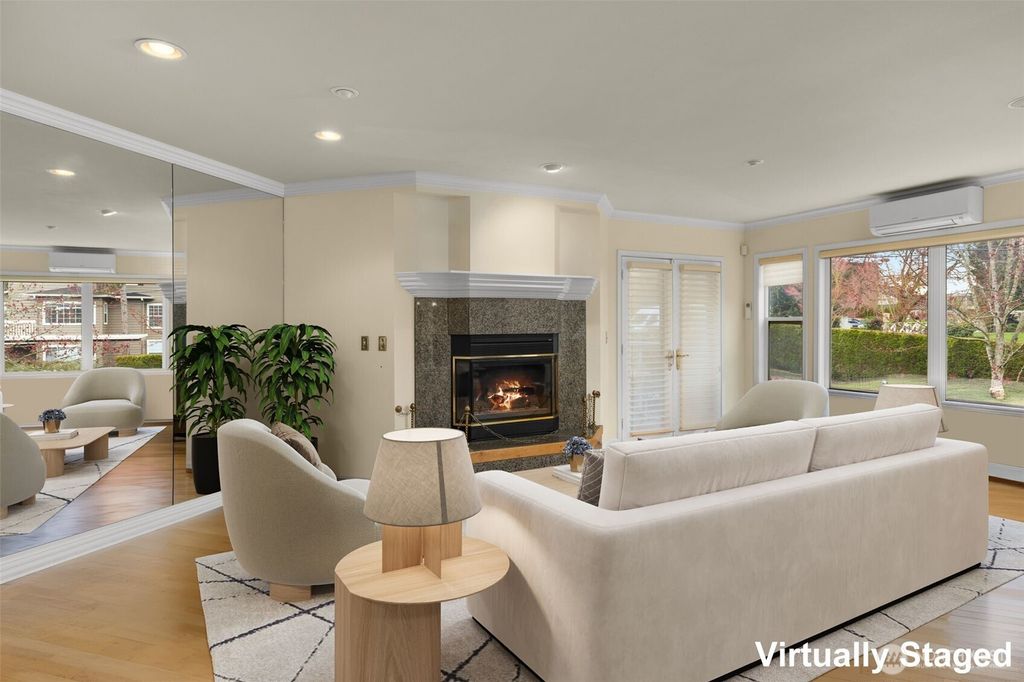 Photo of 836 2nd Avenue #201, Kirkland, WA 98033 (MLS # 2481955)