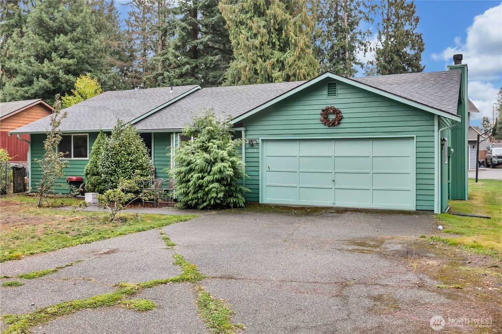 Photo of 2314 74th Street SE, Everett, WA 98203 (MLS # 2443850)