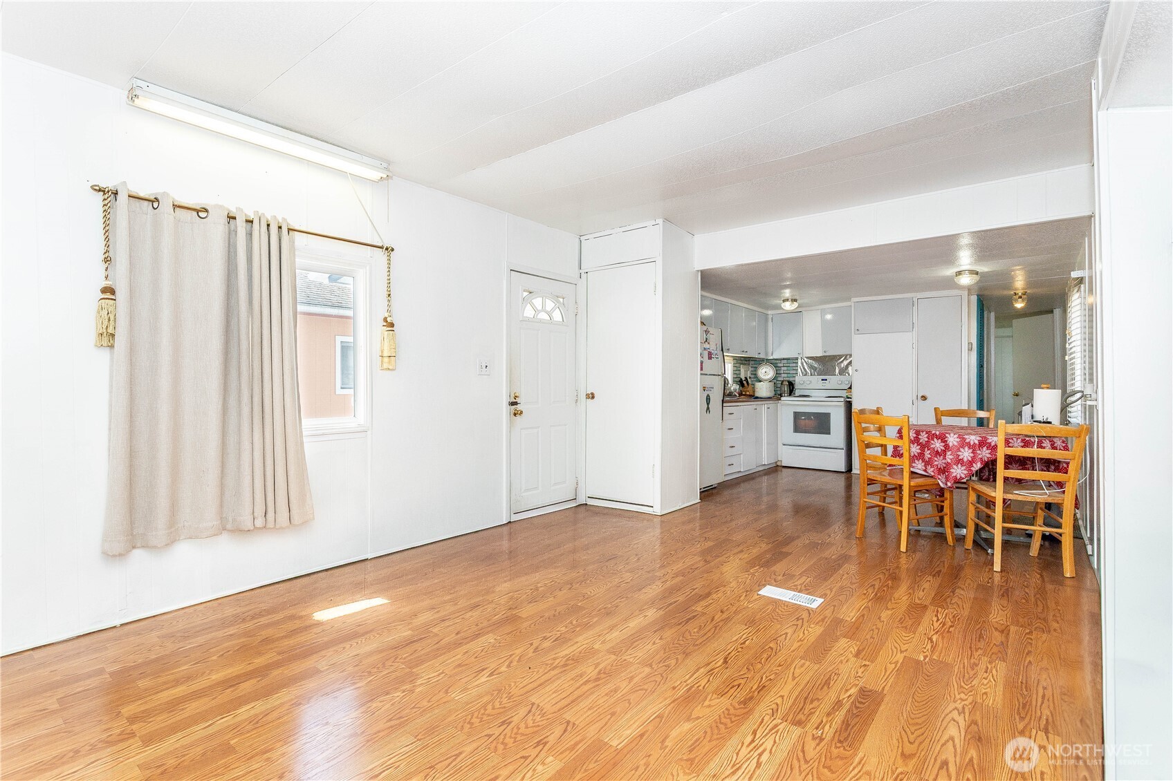 5920 200th Street SW 37