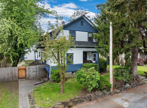 Photo of 115 F Street SE, Auburn, WA 98002 (MLS # 2513950)