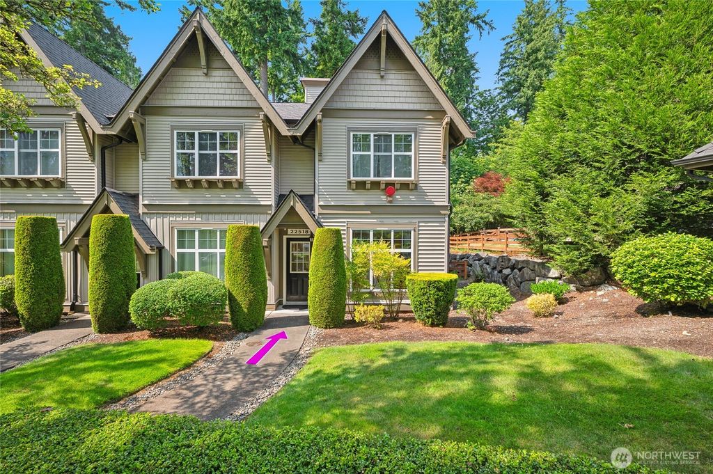 Photo of 22518 NE Alder Crest Lane, Redmond, WA 98053 (MLS # 2397582)
