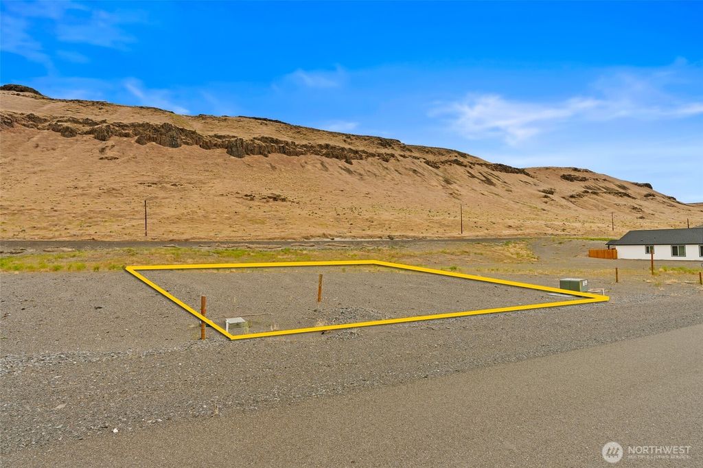 Photo of 501 Bridgeview Drive, Ellensburg, WA 98926 (MLS # 2525424)