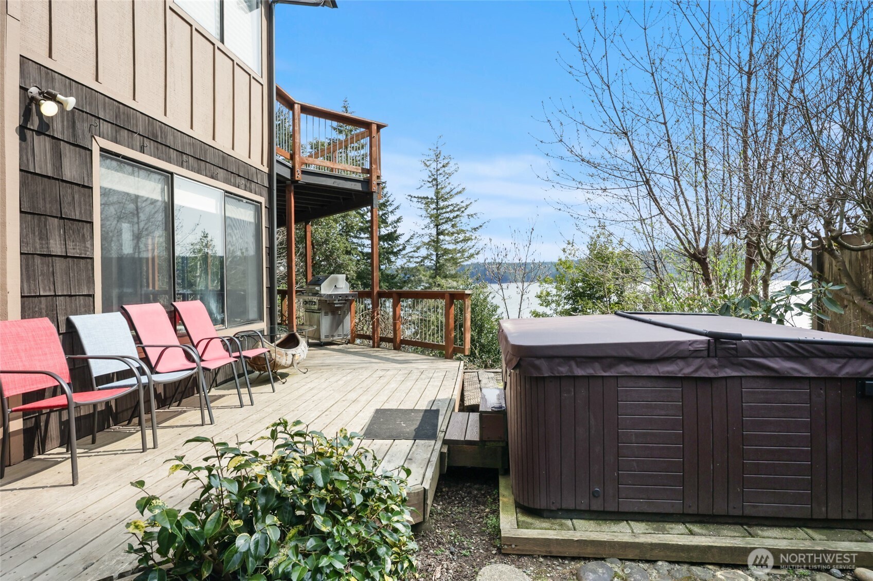 27920 N US Hwy 101