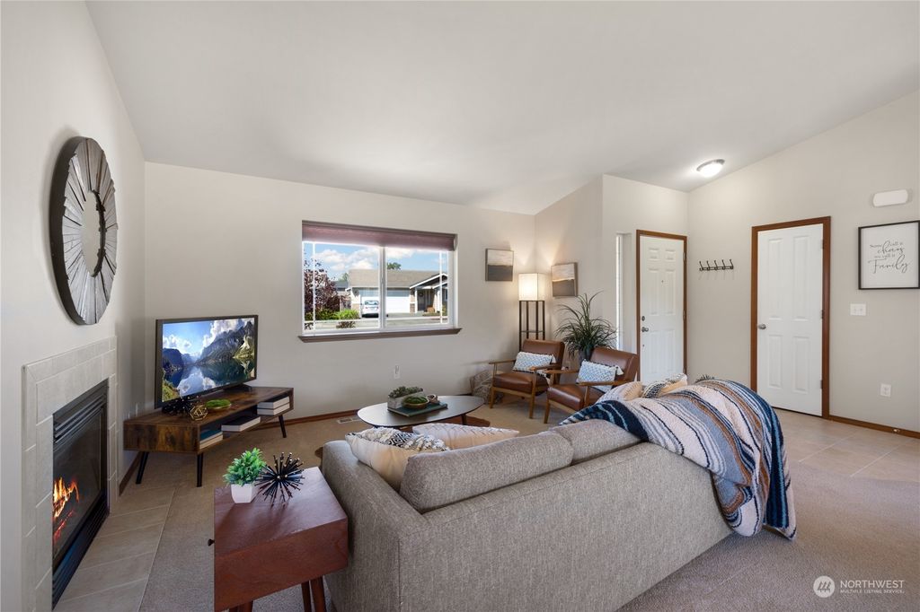 Photo of 5712 121st Place NE, Marysville, WA 98271 (MLS # 2232425)
