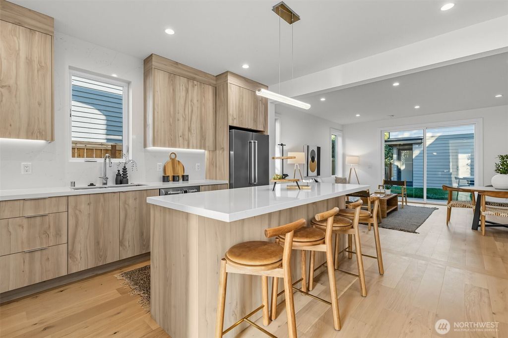 Photo of 8314 28th Avenue NE, Seattle, WA 98115 (MLS # 2436760)