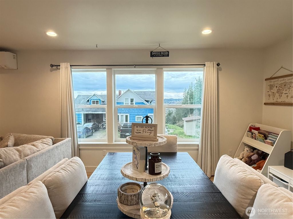 Photo of 403 A Street, South Bend, WA 98586 (MLS # 2473134)