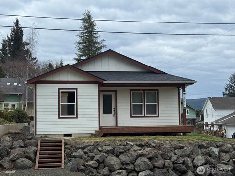 403 A Street South Bend WA 98586