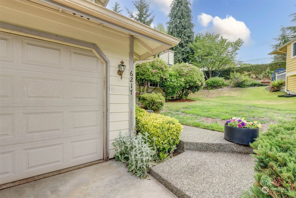 Photo of 6217 2nd Drive SE, Everett, WA 98203 (MLS # 2074881)