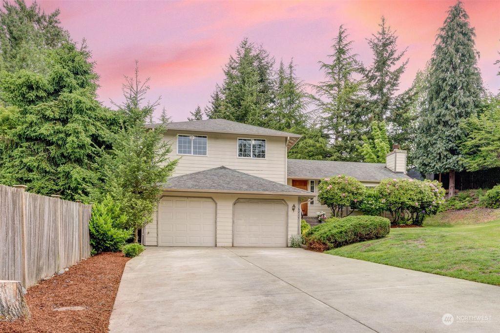Photo of 6217 2nd Drive SE, Everett, WA 98203 (MLS # 2074881)