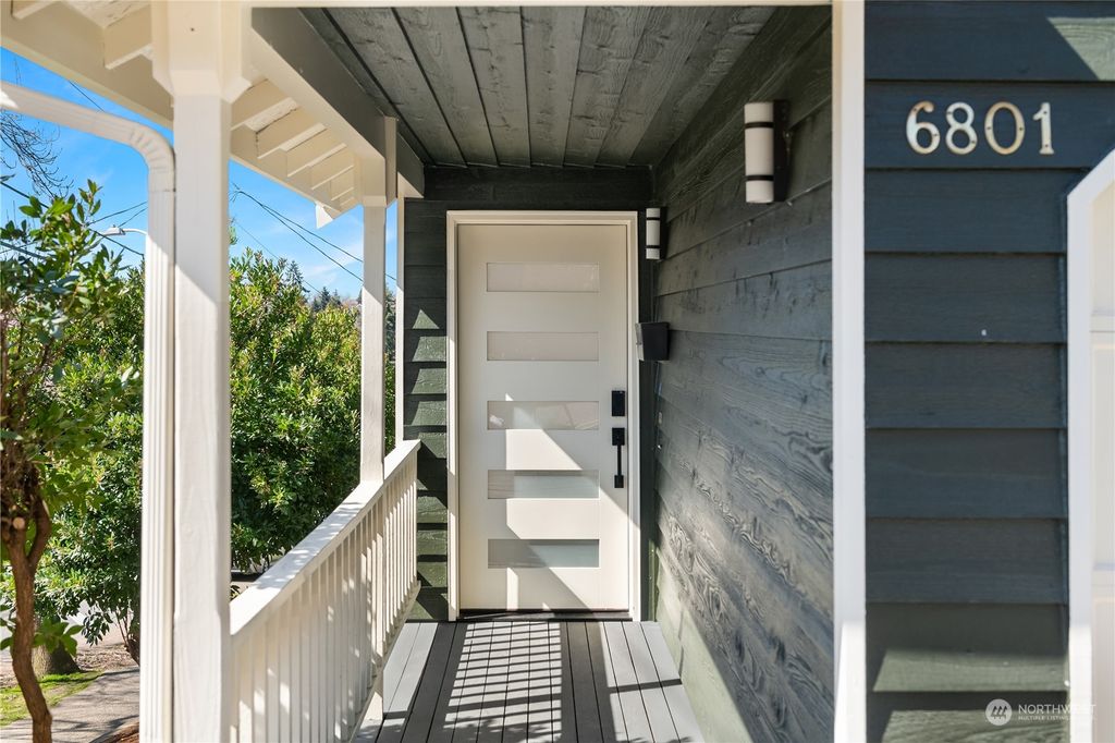 Photo of 6801 28th Avenue NE, Seattle, WA 98115 (MLS # 2049975)