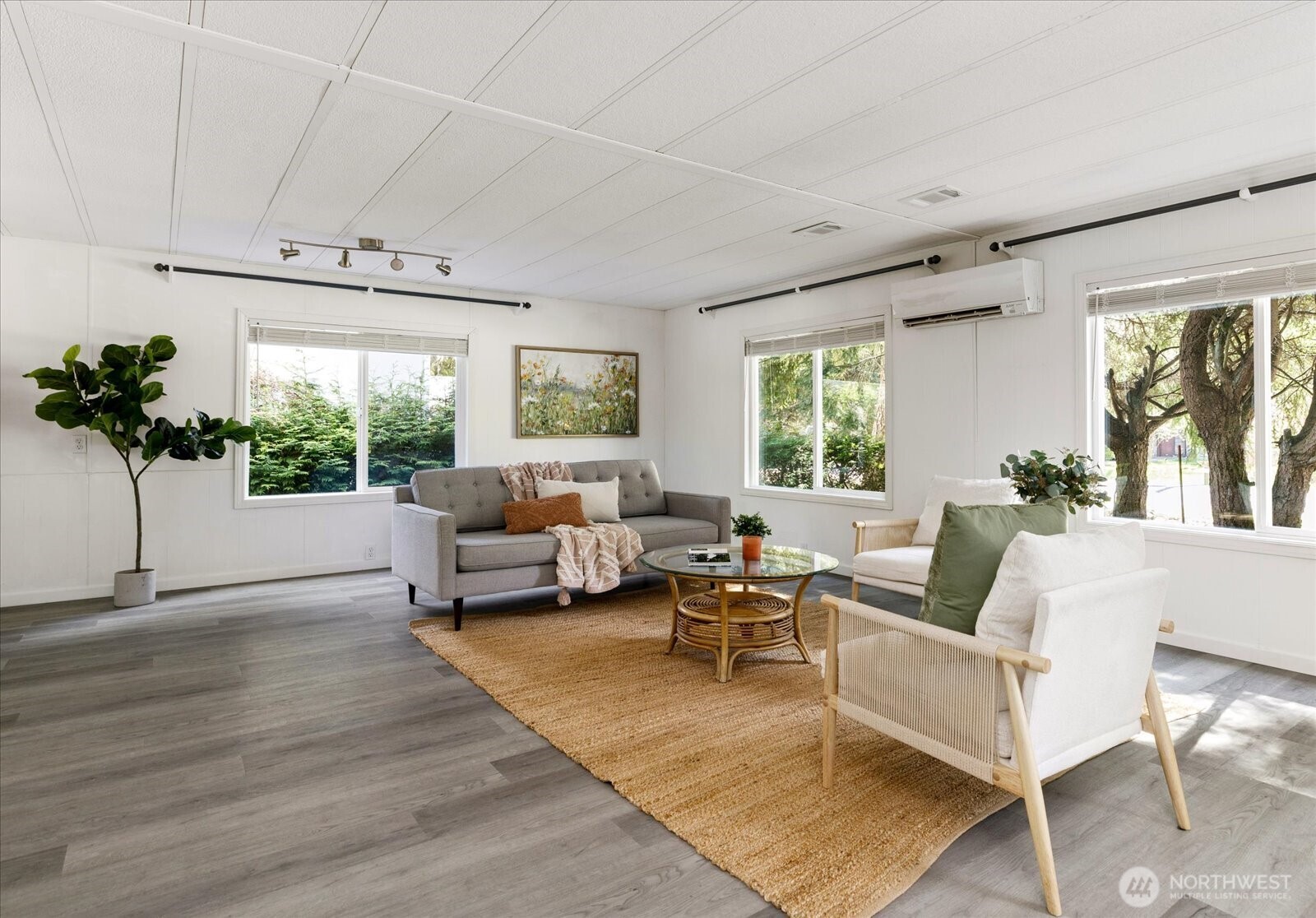 1945 Beachwood Drive