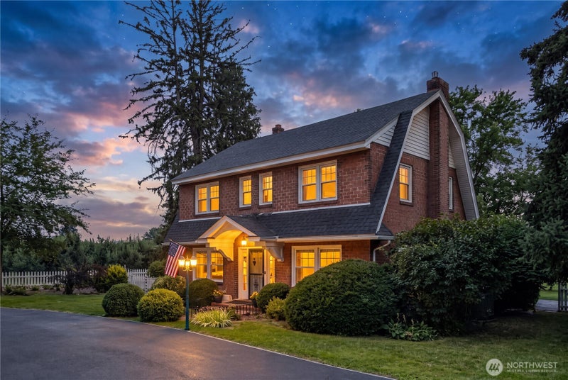 912 Cherry Lane