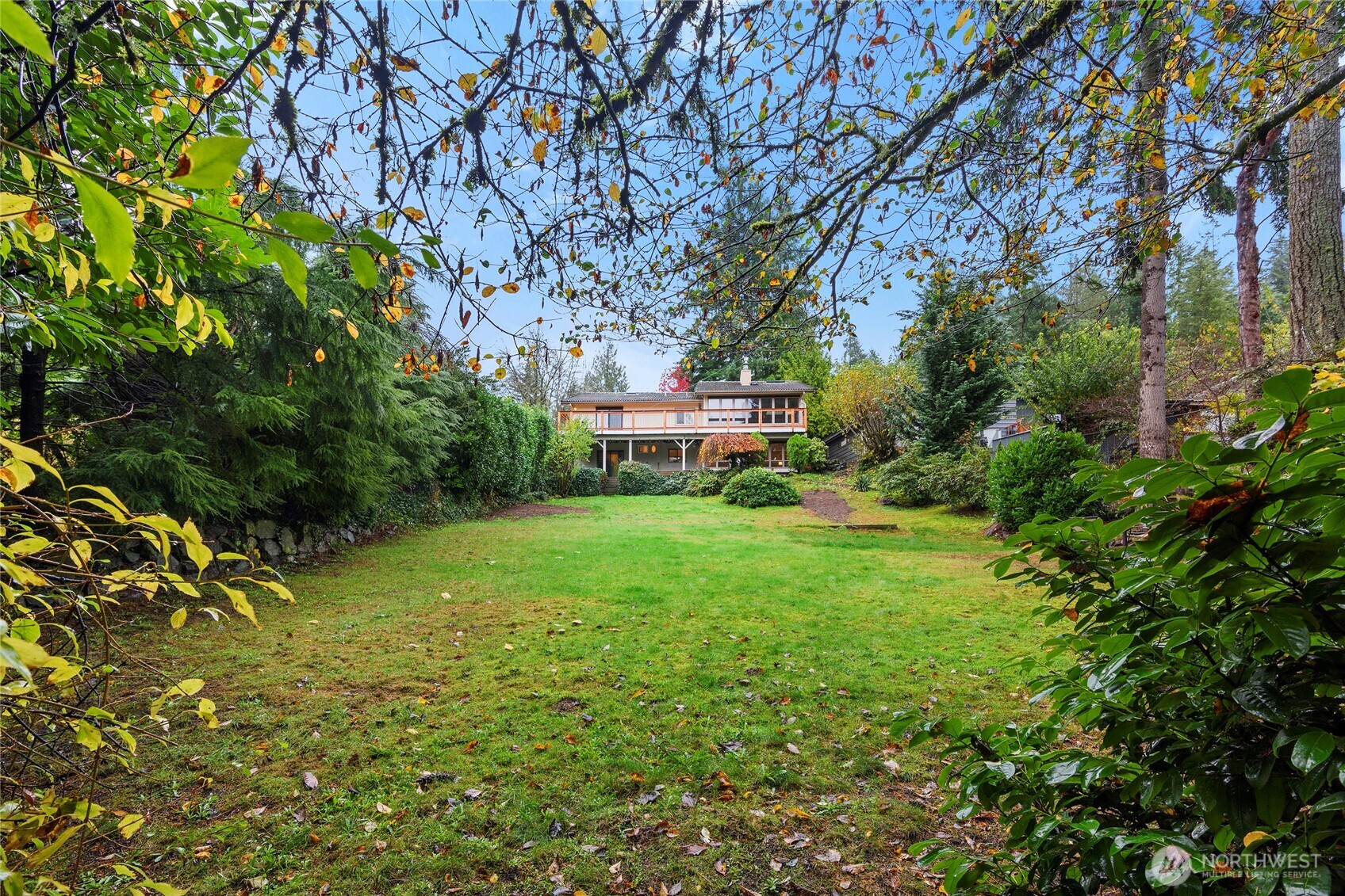 4203 Olympus Drive NE