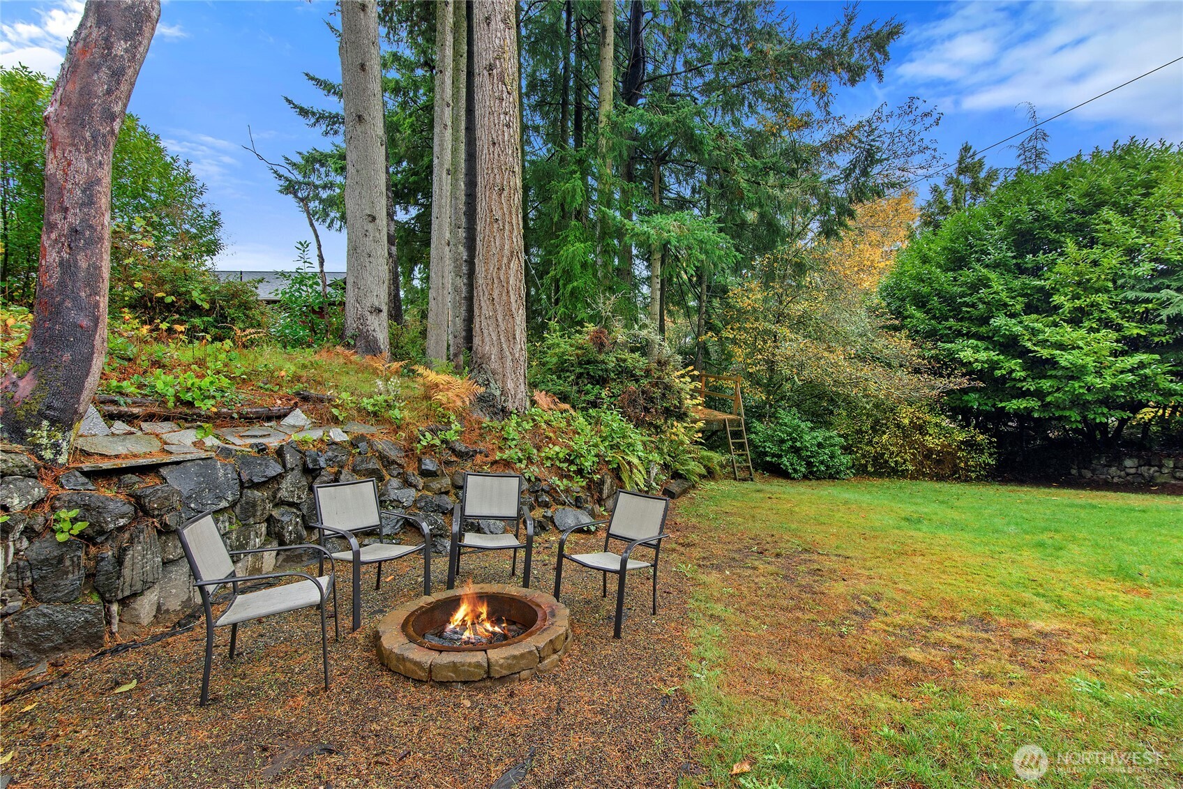 4203 Olympus Drive NE