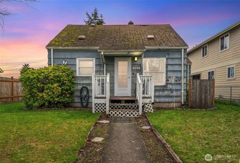 Photo of 6028 S Fife Street, Tacoma, WA 98409 (MLS # 2469178)