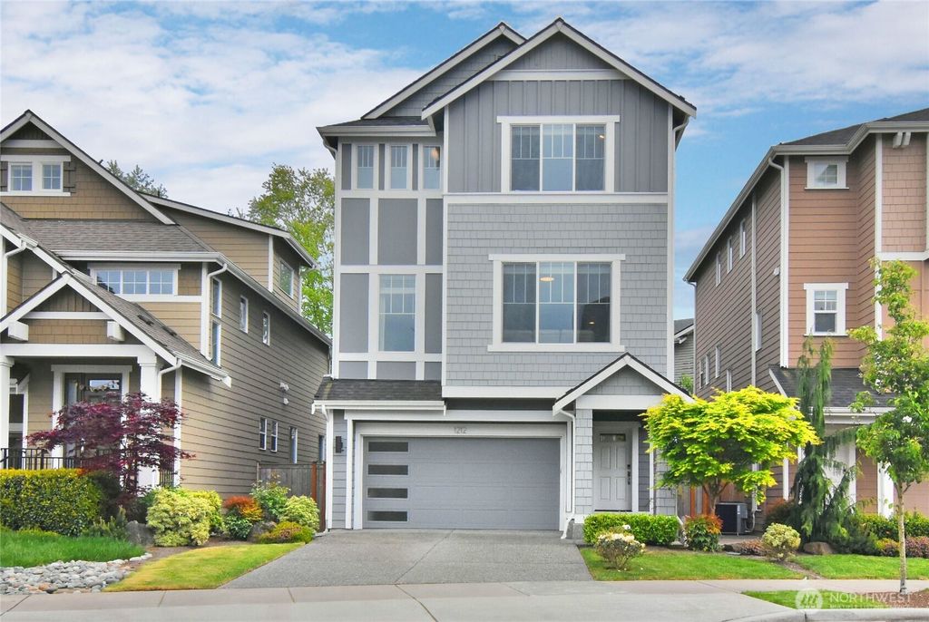 Photo of 1212 141st Place SW, Lynnwood, WA 98087 (MLS # 2376087)