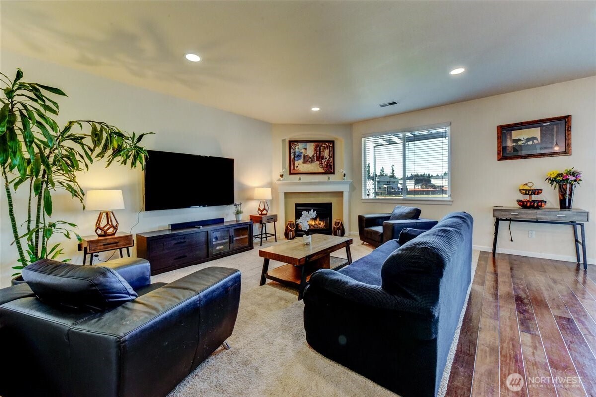 8007 230th Street Ct E