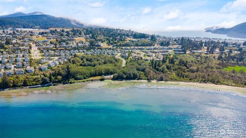 4830 Edwards Way Anacortes WA 98221