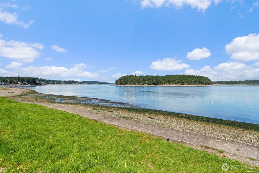 Photo of 2334 Island Drive NW, Olympia, WA 98502 (MLS # 2539722)