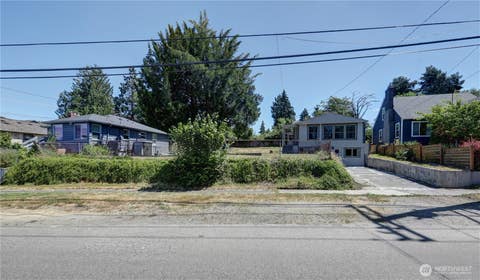 Photo of 4120 Renton Avenue S, Seattle, WA 98108 (MLS # 2551381)