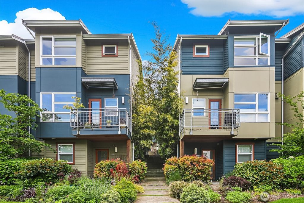 Photo of 205 27th Avenue E #C, Seattle, WA 98112 (MLS # 2374301)
