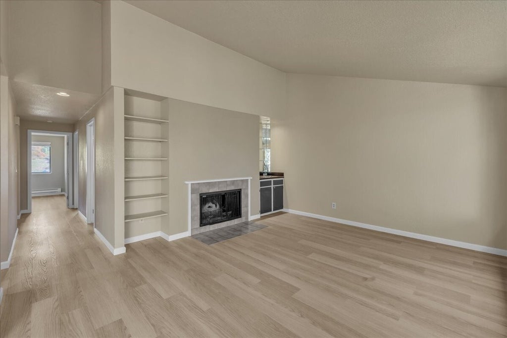 Photo of 1321 S Puget Drive #E-35, Renton, WA 98055 (MLS # 2597394)