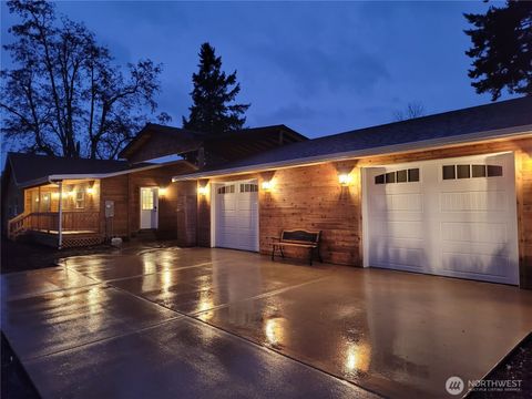 Photo of 15329 104th Avenue SE, Yelm, WA 98597 (MLS # 2471709)