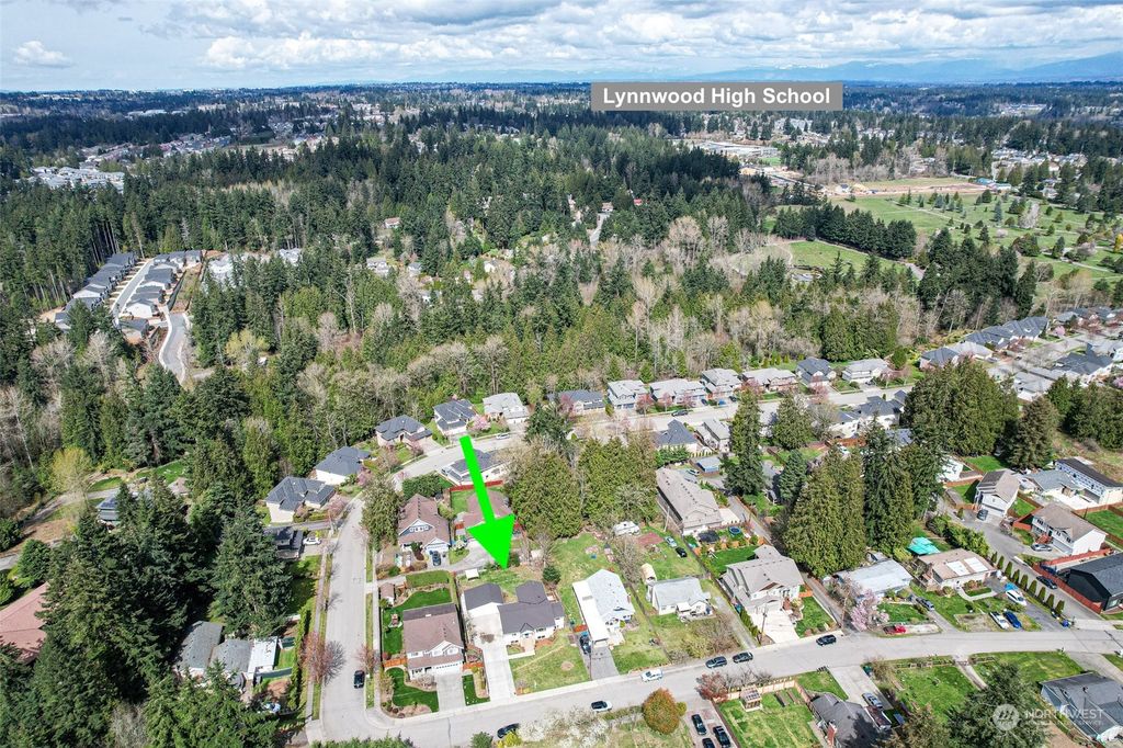 Photo of 1119 Kentish Road, Lynnwood, WA 98036 (MLS # 2044256)