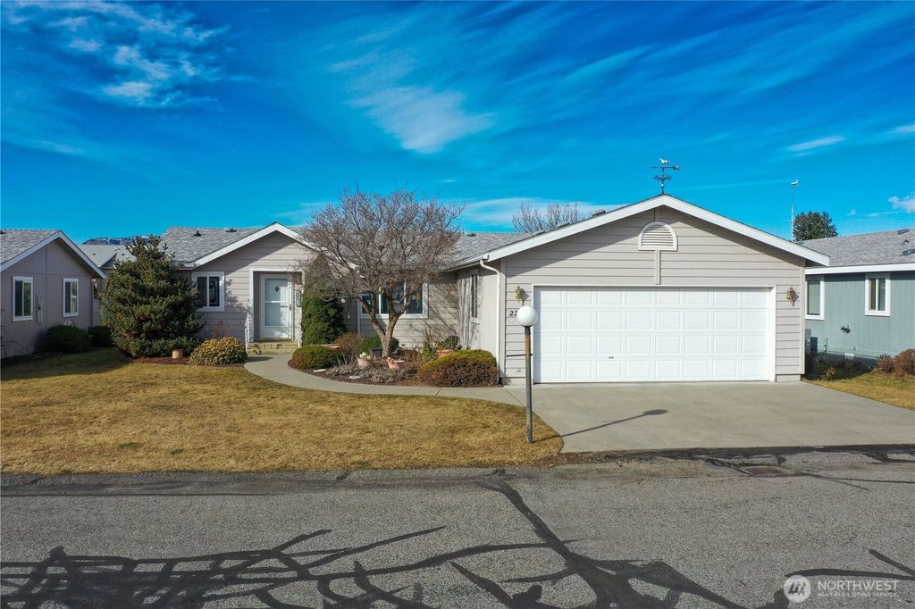 Photo of 715 Quince Street #2225, Omak, WA 98841 (MLS # 2486099)
