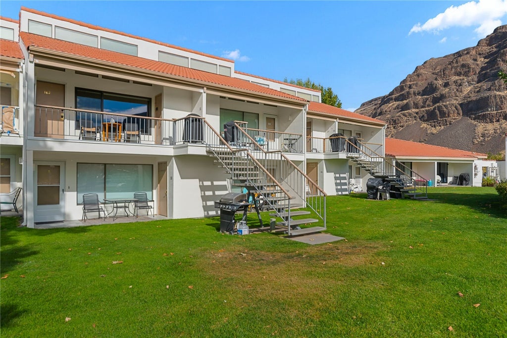 Photo of 8903 Crescent Bar Road #182, Quincy, WA 98848 (MLS # 2596453)
