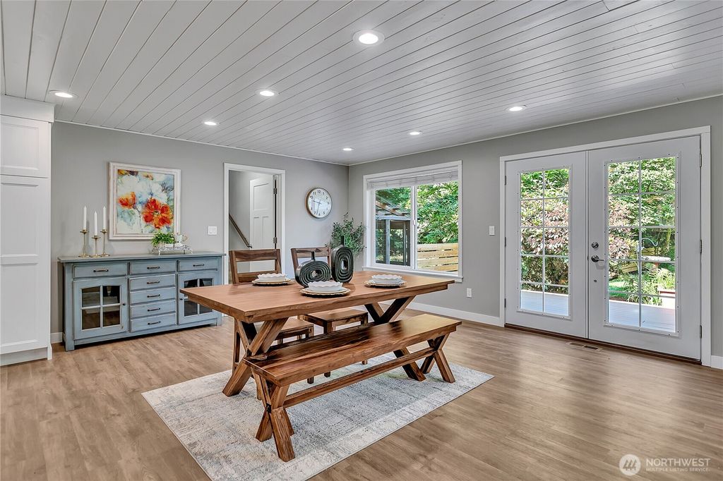 Photo of 10629 SE 244th Street, Kent, WA 98030 (MLS # 2398959)